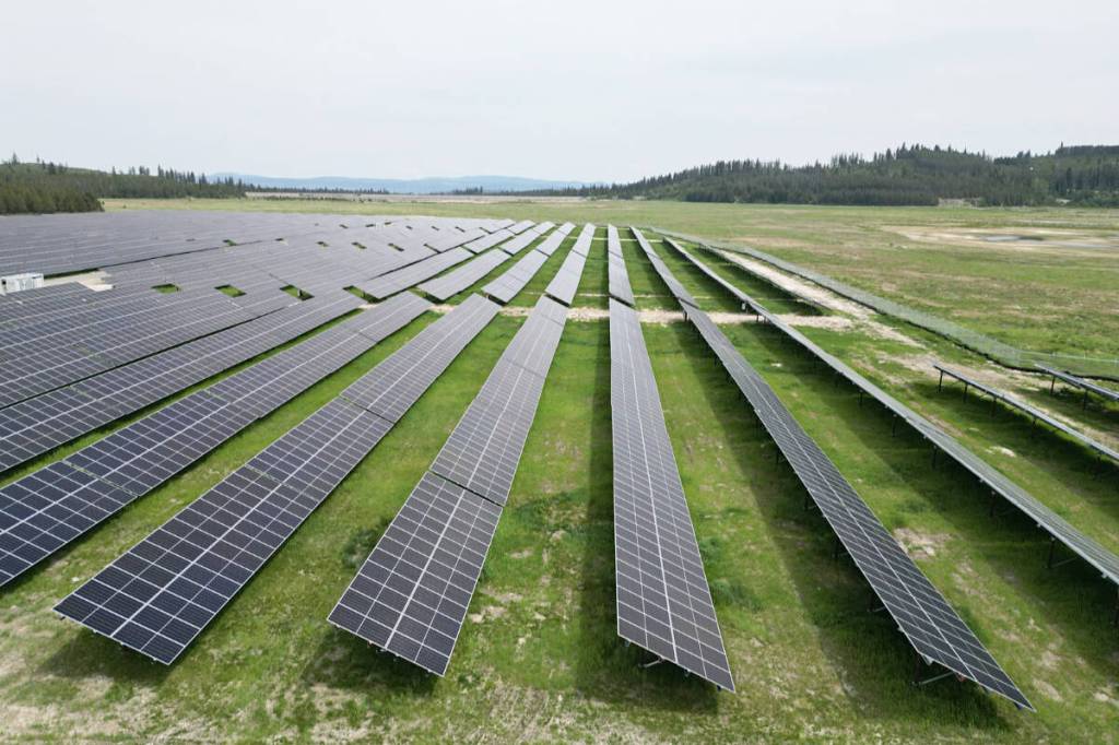 B.C.’s largest commercial solar farm now in operation near Logan Lake